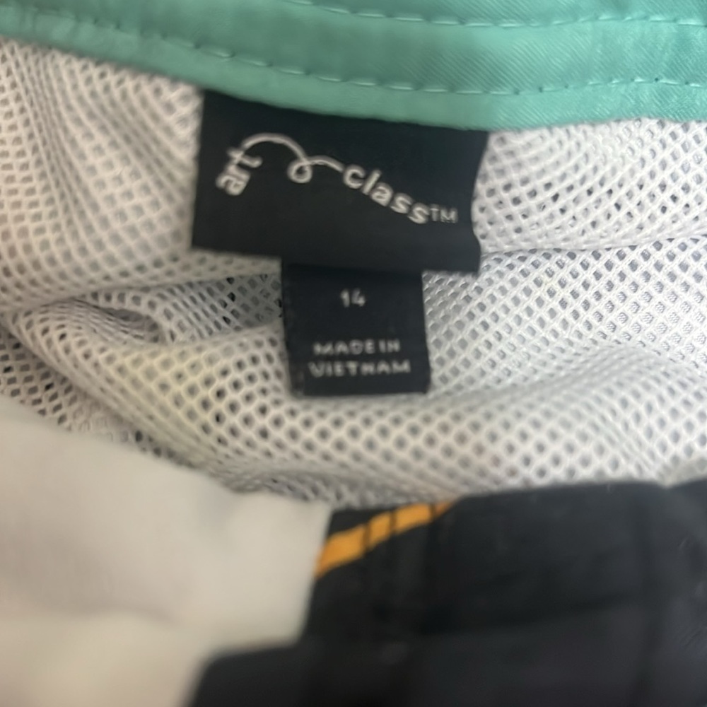 ART CLASS Boys swim trunks, size 14 - Picture 2 of 3